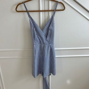 Finders keepers romper size medium